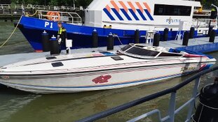Snelle motorboot in beslag genomen