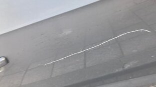 Wie bekraste auto’s omgeving Sophiakade en Berkelplein? Politie zoekt getuigen