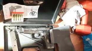 Politie houdt verdachten aan voor illegale handel medicijnen