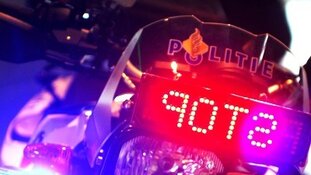 16-jarige in auto negeert stopteken