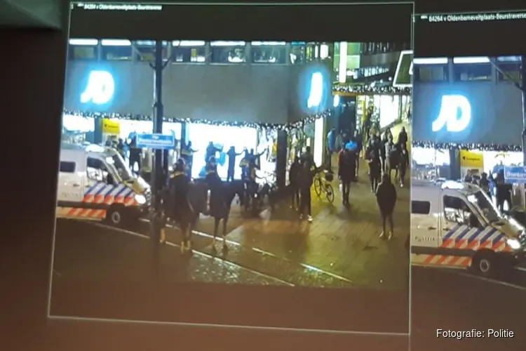 Jonge jeugd en wapens; 11 aanhoudingen