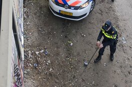 Op de vluchtgeslagen automobilist was onder invloed en had drugs op zak