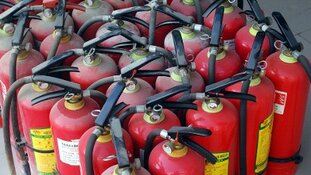 Geen bluspoeder, maar 16 kilo heroïne in brandblussers