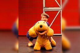 de Dribbel Minishow in theater Koningsduyn