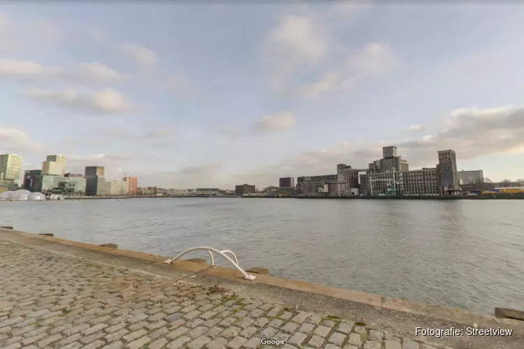 Bouw hotel en appartementen aan Rijnhaven