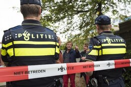 24-jarige moeder en kind onder bedreiging van vuurwapen overvallen