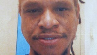 Wie weet waar Clifton MacDonald uit Rotterdam is?