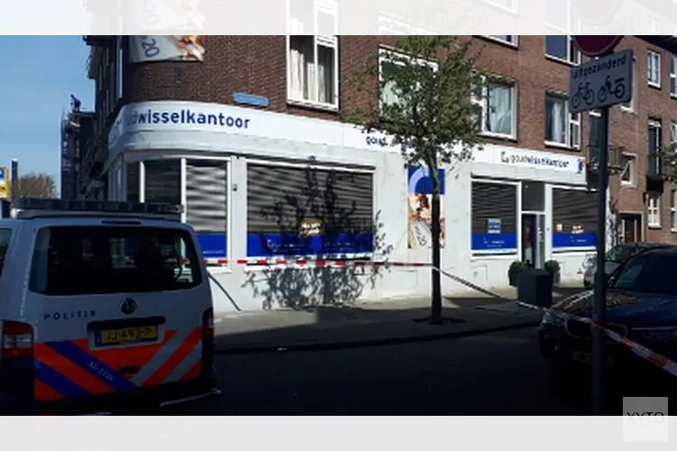 Aanhouding na overval Dorpsweg, tweede verdachte gezocht