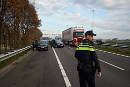 Rijdende drugsmarkt van de weg gehaald