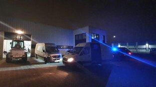 Zevenentwintig aanhoudingen na inval illegaal gokpand Rotterdam