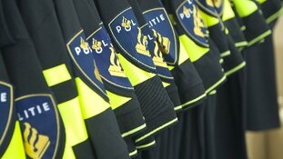 Politie schiet op inrijdende bestuurder
