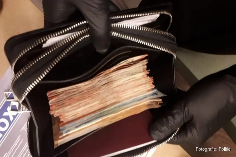 Politie beëindigt illegale pokeravond