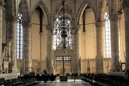 Onthulling Oorlogsraam uitgesteld