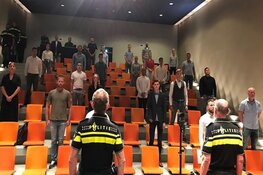 Negentig nieuwe politieagenten beëdigd in Rotterdam