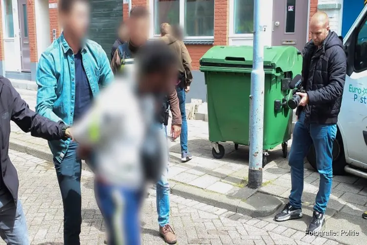 Oplichting met dure designerkleding: politie pakt trio op, meer dan honderd slachtoffers