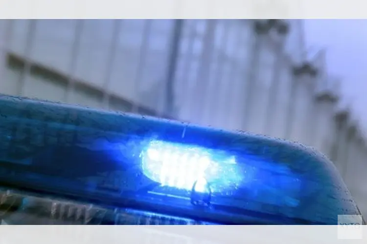 Gestolen auto raakt politieauto, vier personen aangehouden