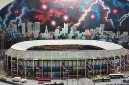 De Kuip in Miniworld krijgt prachtige stadsachtergrond dankzij FSV De Feijenoorder