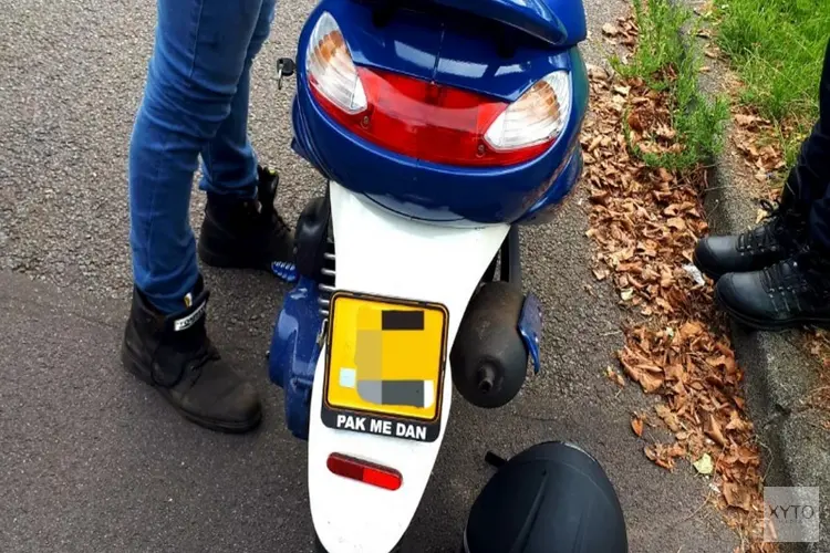 Tientallen bekeuringen bij verkeerscontrole Rotterdam Ommoord