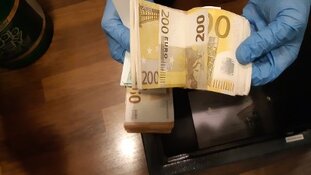 Dertien aanhoudingen in drugsonderzoek Rotterdamse haven
