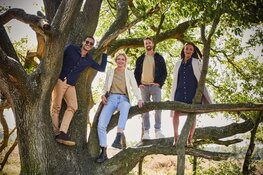 EQ Clothing: &#39;Kledingindustrie een wassen neus"