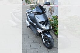 Gezocht: Wie overviel bewoner in woning Mathenesserlaan Rotterdam?