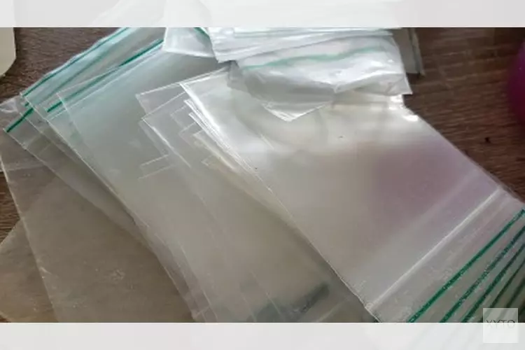 Drugs en wapens gevonden in Spijkenisse en Hoogvliet