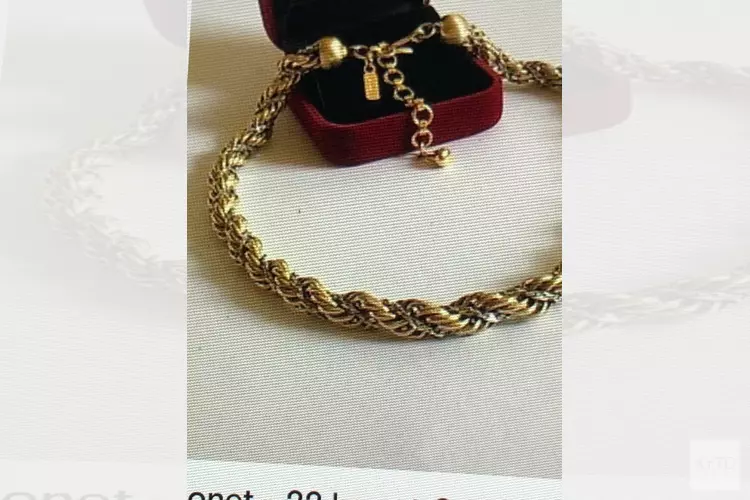 Gezocht: 94-jarige vrouw na babbeltruc sieraden kwijt