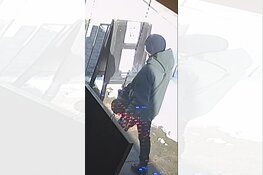 Gezocht: Wie is de overvaller van een snackbar in Rotterdam?