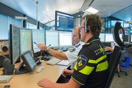Wie heeft meer info over de twee mannen die wegvluchten na schietincident Wiekslag?
