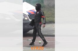 Gezocht: Verdachten van belagen politie bij Feyenoord training