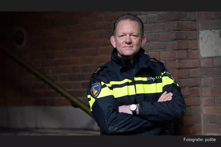 Politiechef Fred Westerbeke reageert op kritiek na optreden bij demonstratie ‘Woonopstand’ en deelt dronebeelden