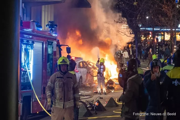 Nog twee aanhoudingen na rellen Coolsingel