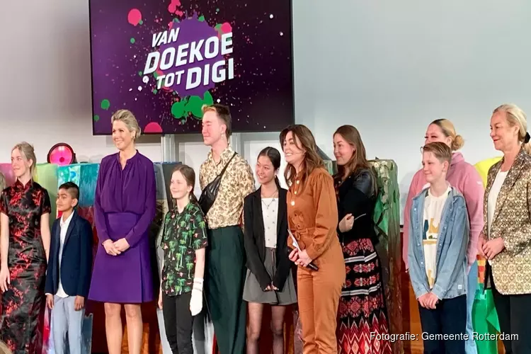 Koningin Máxima opent Week van het Geld