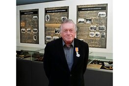 Koninklijke onderscheiding voorzitter Atlantikwall-Museum