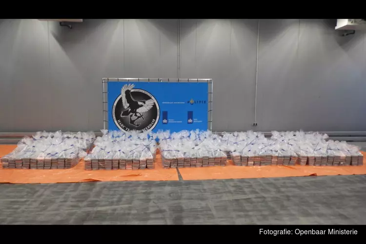 Douane onderschept in nog geen maand tijd bijna 5600 kilo cocaïne in Rotterdamse haven