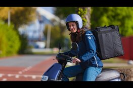 Nieuw online platform gelanceerd om de verkeersveiligheid van maaltijdbezorgers te verbeteren
