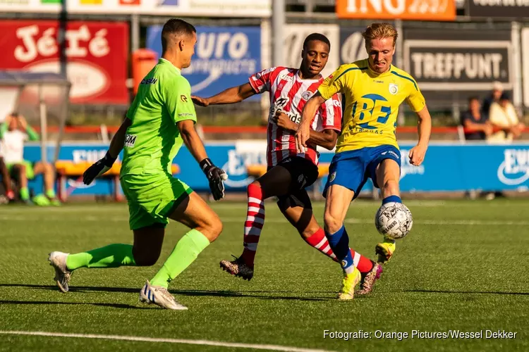 Jong Sparta en FC Lisse delen de punten op openingsdag