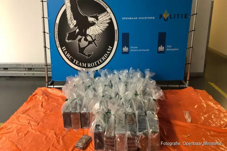 Douane onderschept twee partijen drugs in Rotterdam