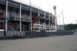 Zeven aanhoudingen na mishandeling en vernedering in voetbalstadion