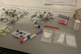 Kapotte fietsverlichting leidt tot vondst vuurwapen en drugs