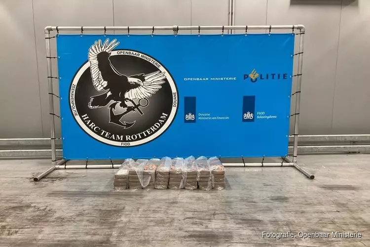 Douane vindt 78 kilo in bananencontainer