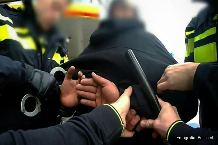 Aanhouding na vondst flinke hoeveelheid drugs Zwijndrecht