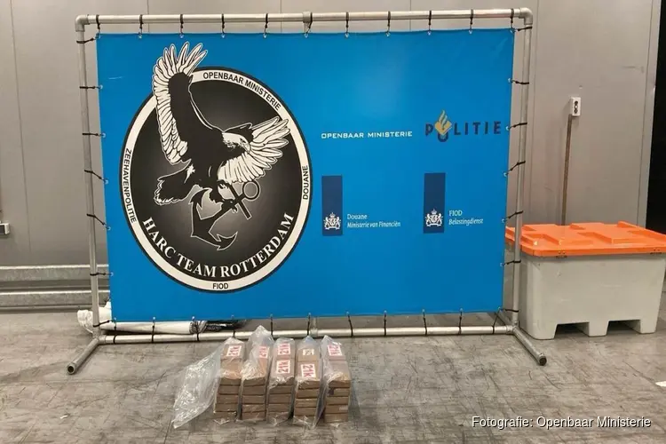 Douane vindt op Valentijnsdag twee partijen drugs in Rotterdamse haven