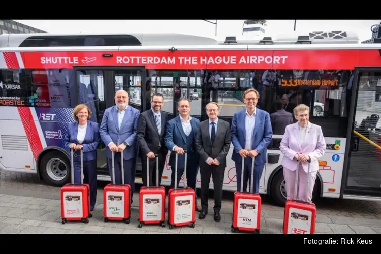 Rotterdam heeft primeur met zelfrijdende bus