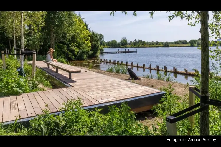 Verwaarloosde plekken aan de plas weer als nieuw