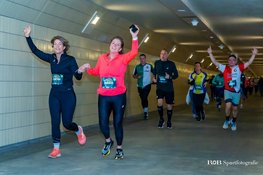 Een recordaantal deelnemers bij de Inofec Maastunnelloop
