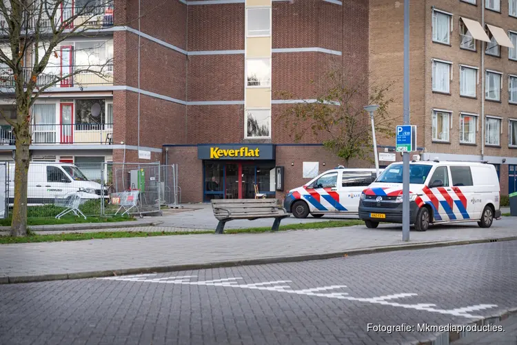Overleden persoon aangetroffen in een flatwoning in Rotterdam
