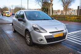 Twee vrouwen naar het ziekenhuis na aanrijding