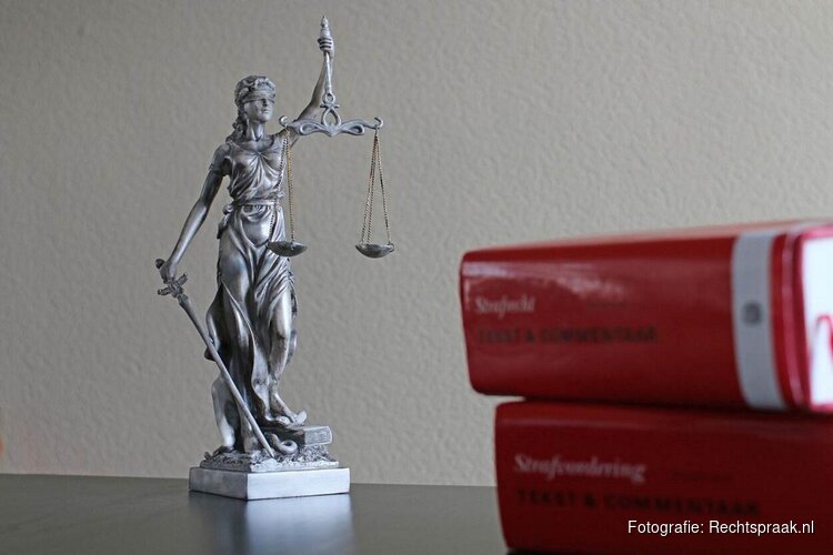 Veroordelingen voor projecteren beledigende en discriminerende teksten