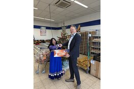 Van der Wiel Makelaardij doneert jubileumbedrag aan drie Rotterdamse goede doelen